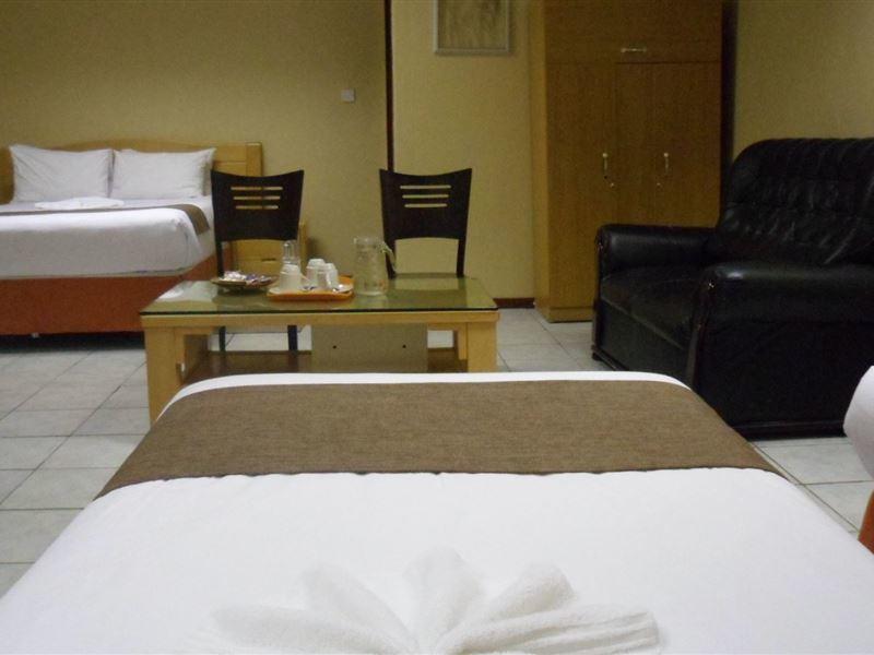 Centre Lodge Maun Luaran gambar
