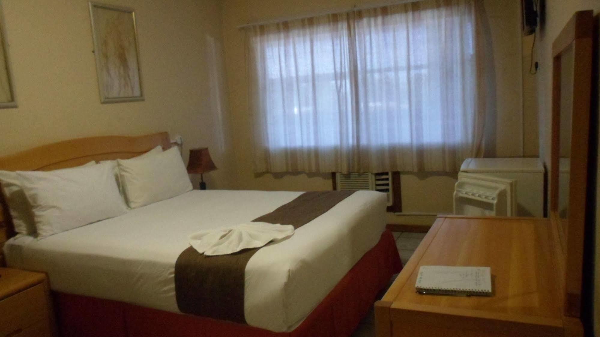Centre Lodge Maun Luaran gambar