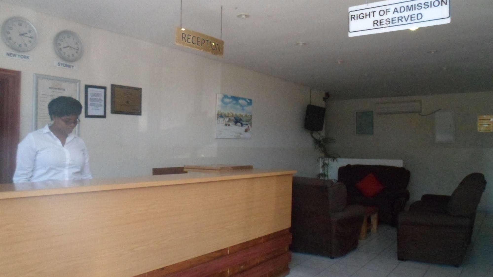 Centre Lodge Maun Luaran gambar