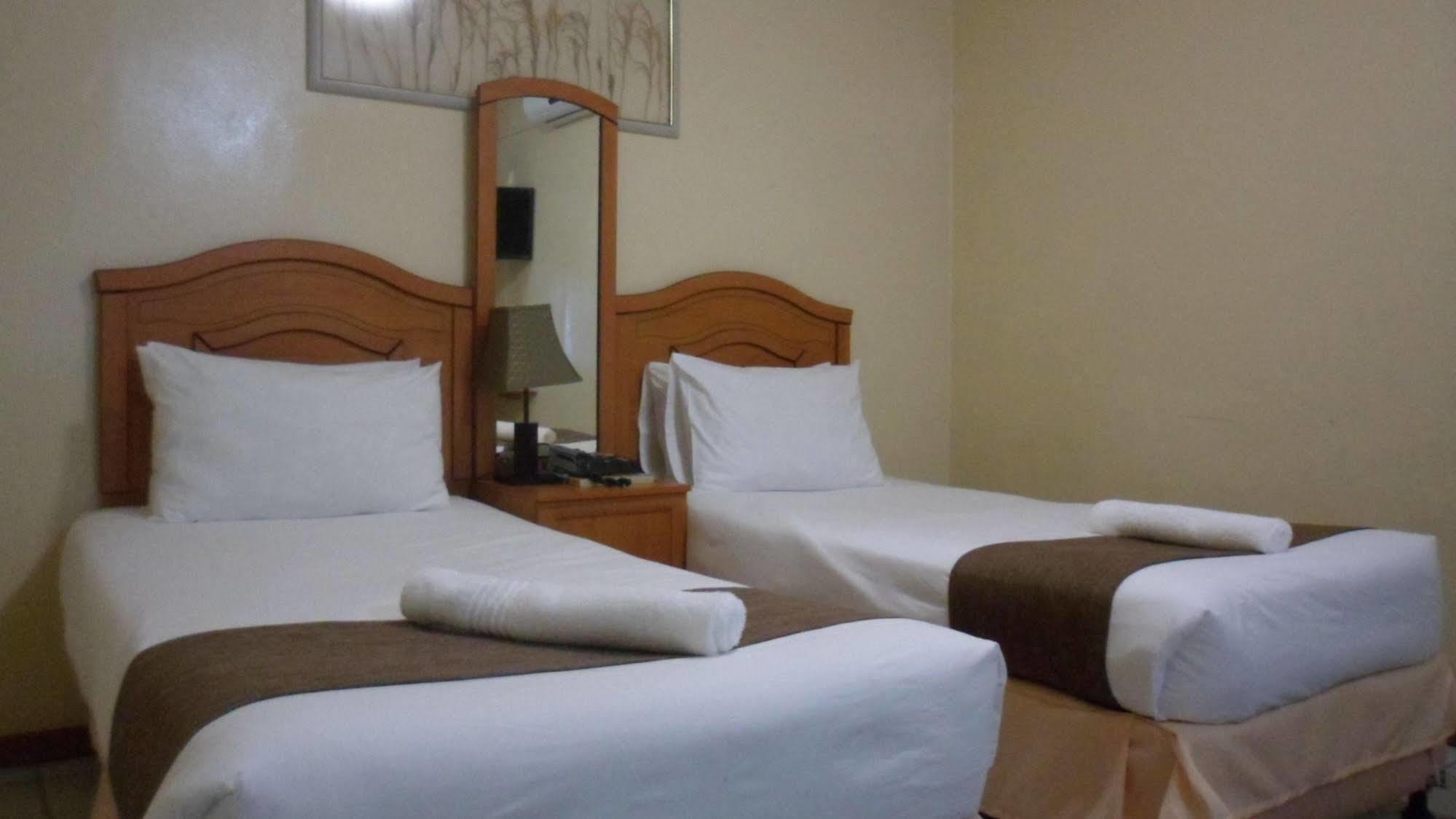 Centre Lodge Maun Luaran gambar